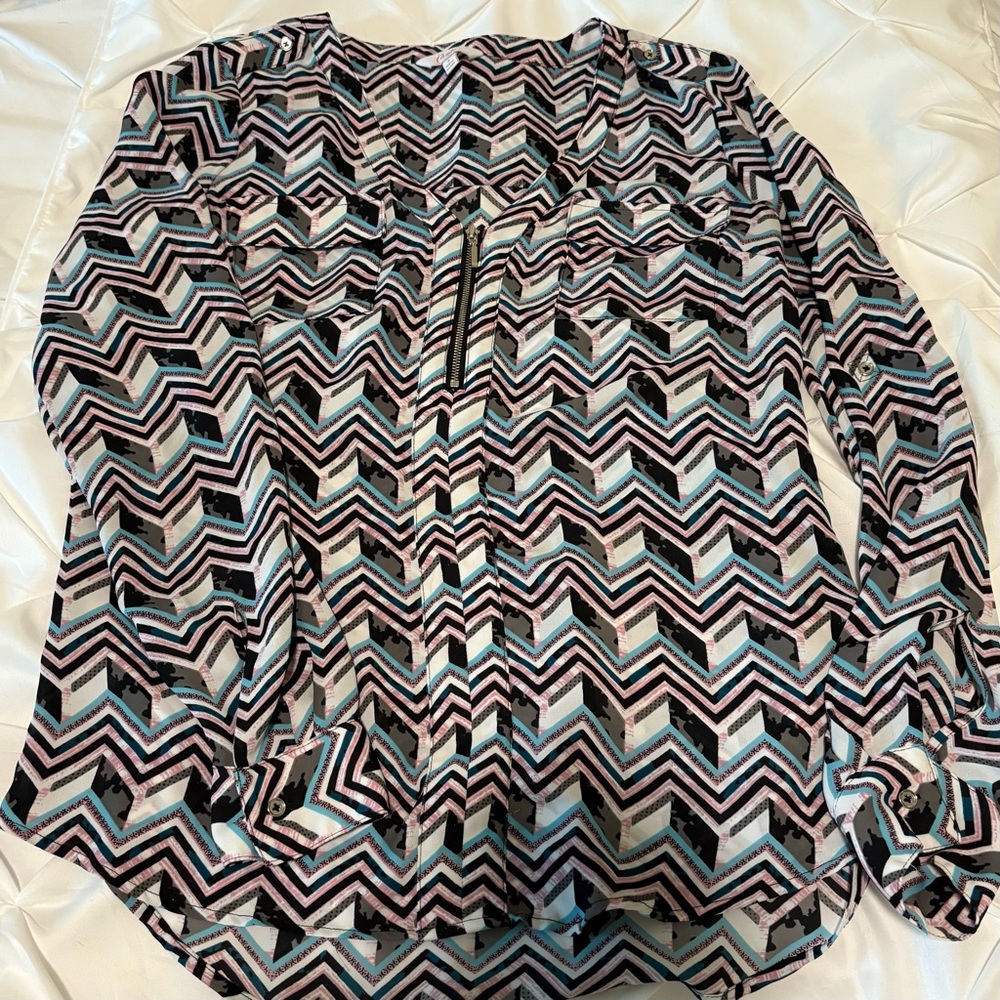 Candie’s Half Zip Pull On Blouse, Geometric Print, Women’s Size Small